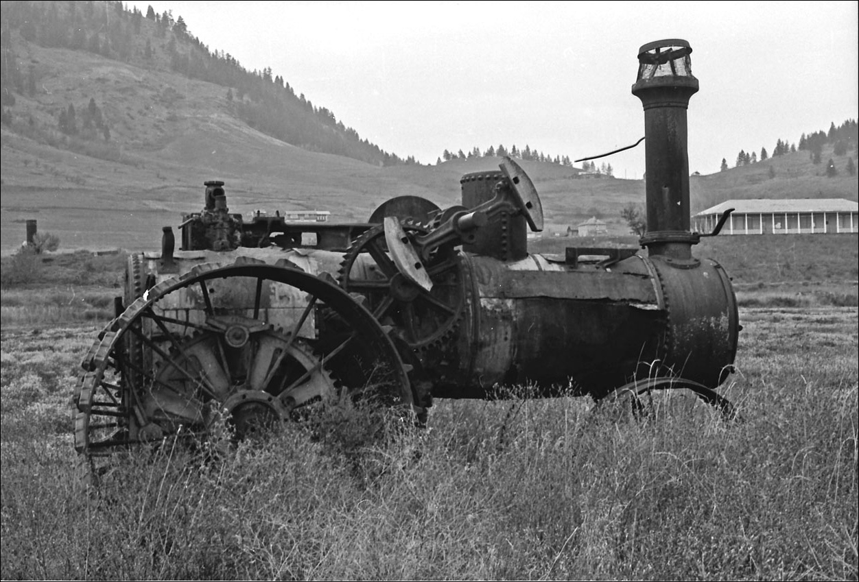 Steam Tractor Sion Kalmakov photo 1975